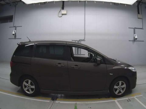 2016 Mazda Premacy CWFFW[2]