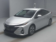 2020 Toyota Prius PHV