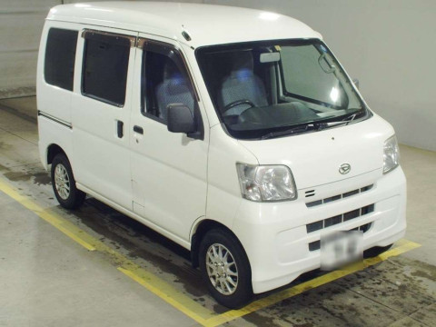 2017 Daihatsu Hijet Cargo S331V[2]