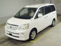 2007 Toyota Noah