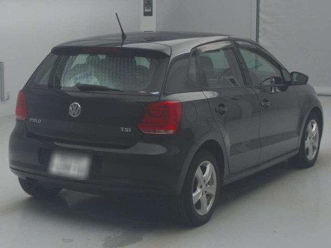 2011 Volkswagen Polo 6RCBZ[1]