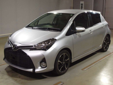 2015 Toyota Vitz NCP131[0]