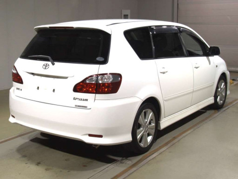 2005 Toyota Ipsum ACM21W[1]