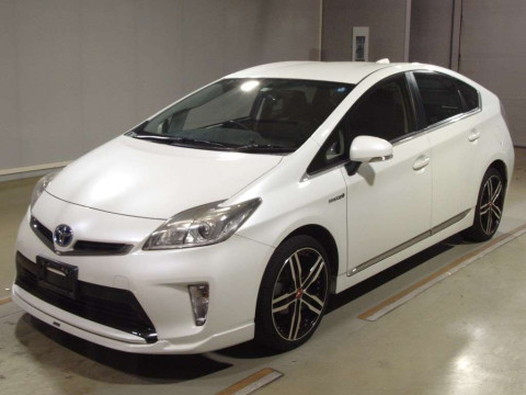 2013 Toyota Prius ZVW30[0]