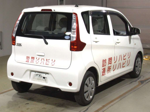 2014 Mitsubishi eK Wagon B11W[1]