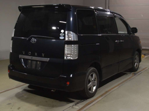 2006 Toyota Voxy AZR65G[1]