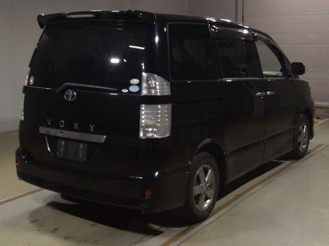 2006 Toyota Voxy AZR60G[1]