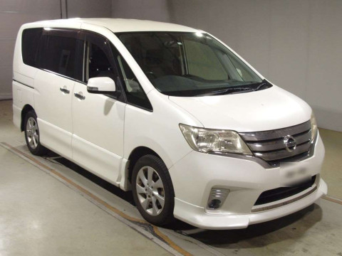 2012 Nissan Serena FC26[2]