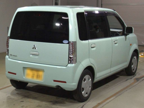 2012 Mitsubishi eK Wagon H82W[1]