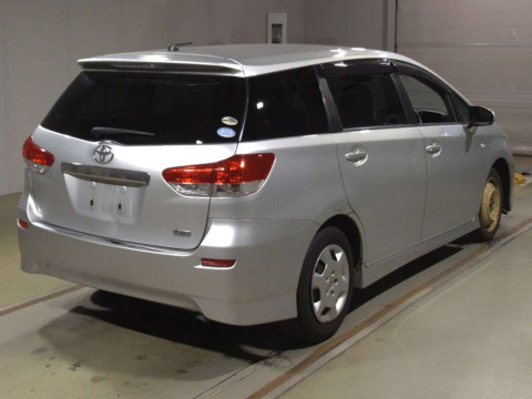 2010 Toyota Wish ZGE20G[1]