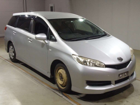 2010 Toyota Wish ZGE20G[2]