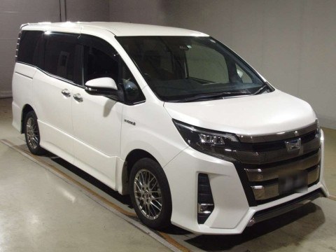 2018 Toyota Noah ZWR80W[2]