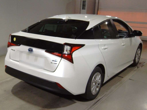 2022 Toyota Prius ZVW55[1]