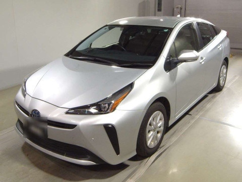 2022 Toyota Prius ZVW55[0]