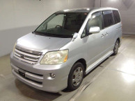 2006 Toyota Noah