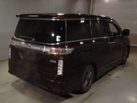 2014 Nissan Elgrand TNE52[1]