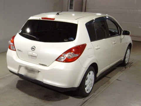 2010 Nissan Tiida C11[1]