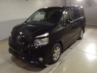 2009 Toyota Voxy