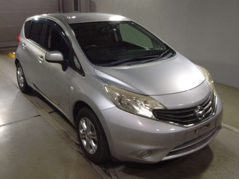 2014 Nissan Note E12[2]