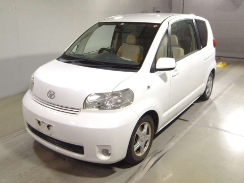 2006 Toyota Porte NNP15[0]