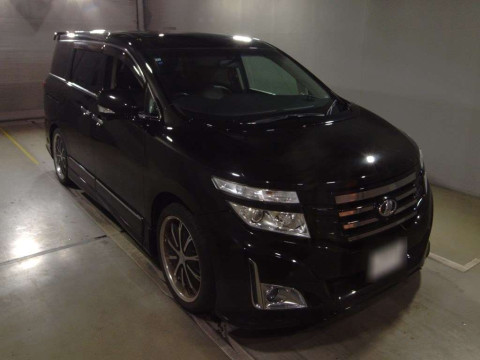 2010 Nissan Elgrand PNE52[2]