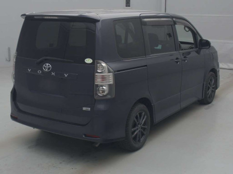 2007 Toyota Voxy ZRR70W[1]