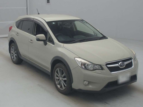 2014 Subaru XV GP7[2]