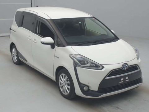 2016 Toyota Sienta NHP170G[2]