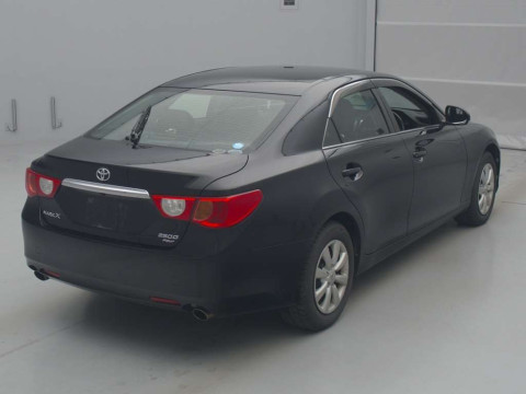 2010 Toyota Mark X GRX135[1]