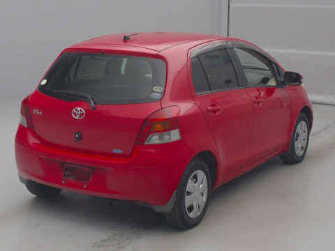 2008 Toyota Vitz SCP90[1]