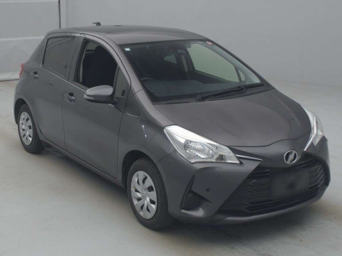 2018 Toyota Vitz KSP130[2]