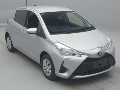 2017 Toyota Vitz KSP130[2]