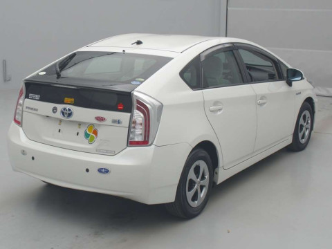 2012 Toyota Prius ZVW30[1]