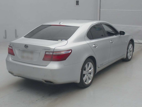 2007 Lexus LS UVF45[1]