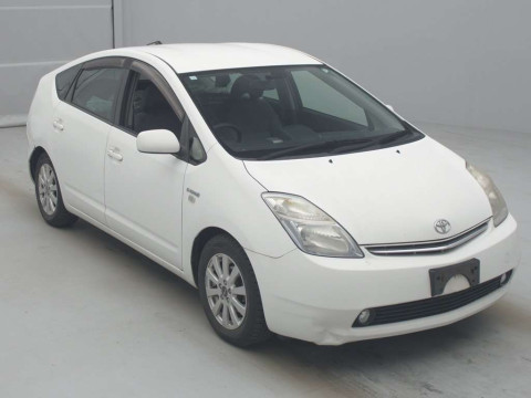 2008 Toyota Prius NHW20[2]