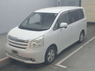 2008 Toyota Noah