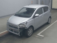 2017 Daihatsu Mira es