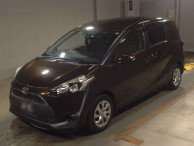 2015 Toyota Sienta