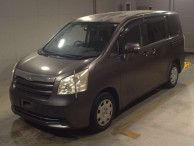 2009 Toyota Noah