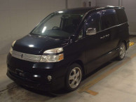 2006 Toyota Voxy