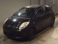 2005 Toyota Vitz