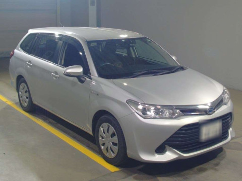 2016 Toyota Corolla Fielder NKE165G[2]