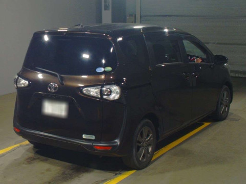 2017 Toyota Sienta NSP170G[1]