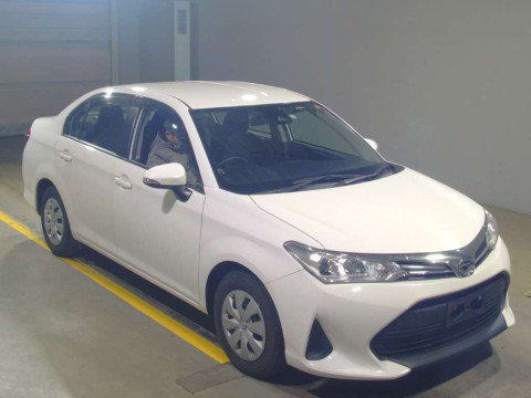 2017 Toyota Corolla Axio NRE160[2]