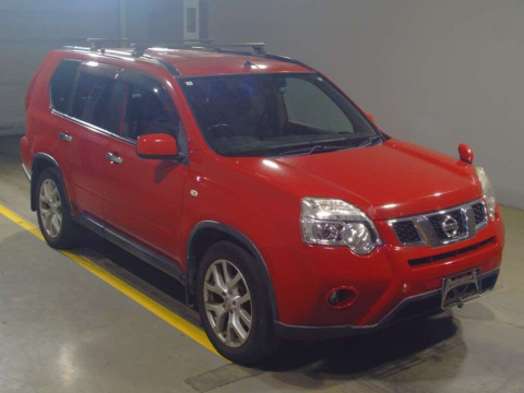 2011 Nissan X-Trail DNT31[2]