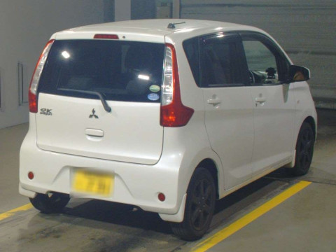 2015 Mitsubishi eK Wagon B11W[1]