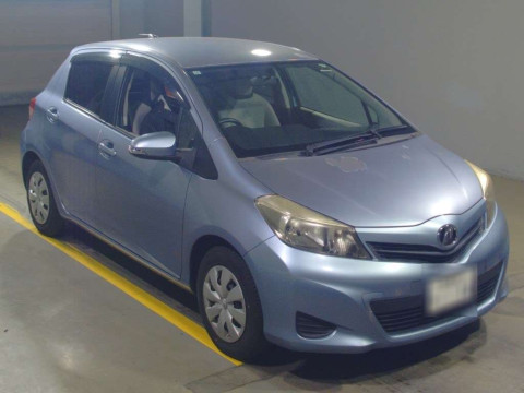 2011 Toyota Vitz KSP130[2]