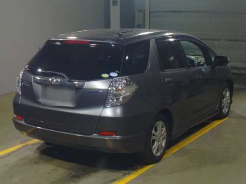 2012 Honda Fit Shuttle Hybrid GP2[1]