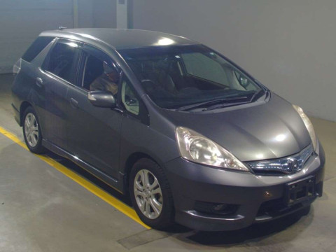 2012 Honda Fit Shuttle Hybrid GP2[2]