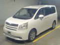 2009 Toyota Noah